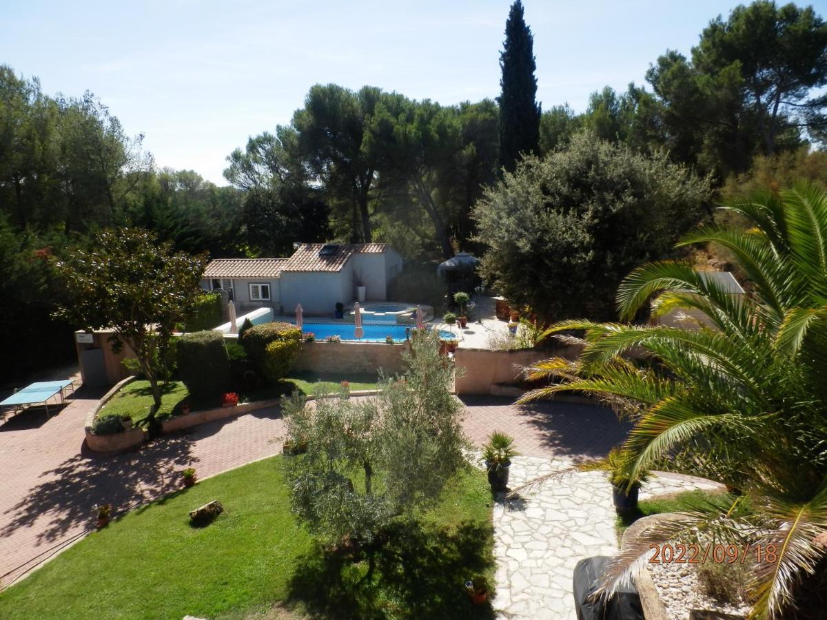 Gite Le City En Provence ランブク エクステリア 写真