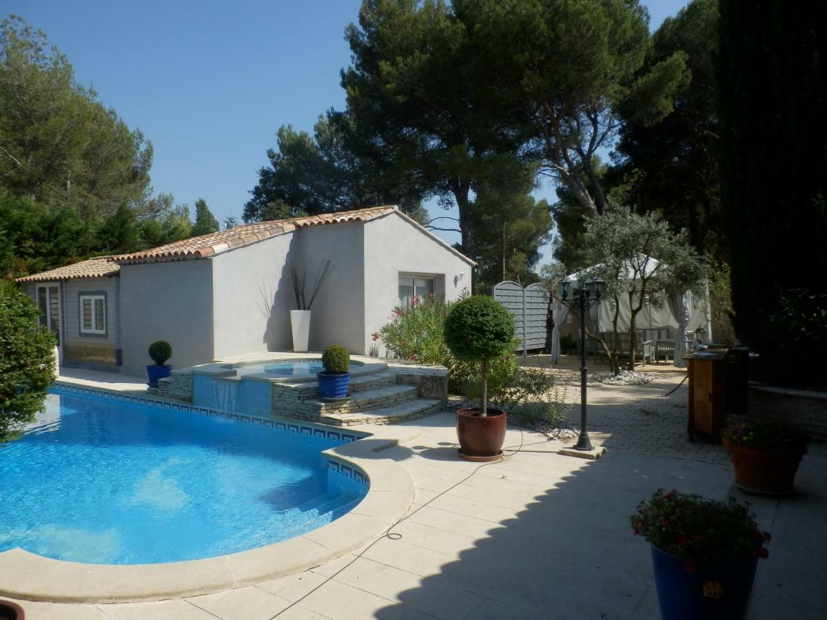 Gite Le City En Provence ランブク エクステリア 写真